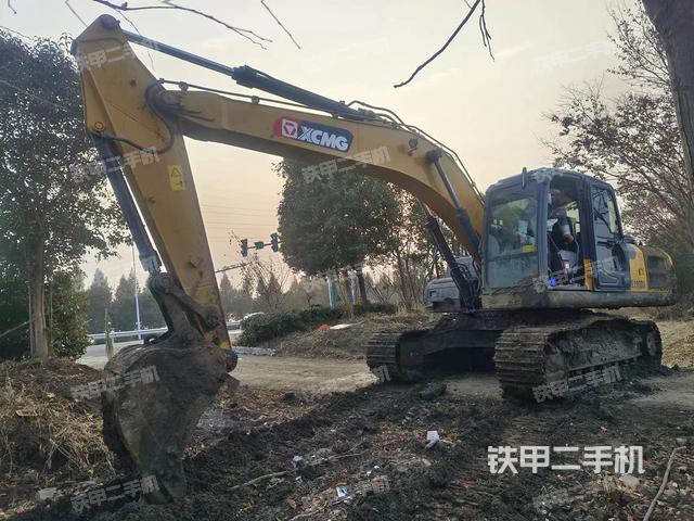 徐工XE200DA挖掘機(jī)