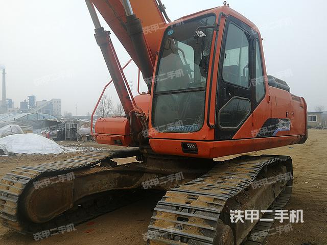 斗山DH300LC-7挖掘机