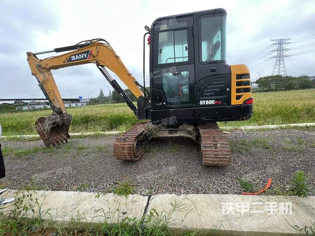 三一重工SY55C挖掘機