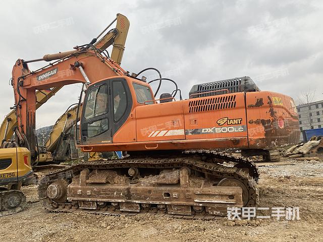 斗山DX500LC挖掘機