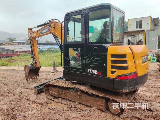 三一重工SY55C挖掘机