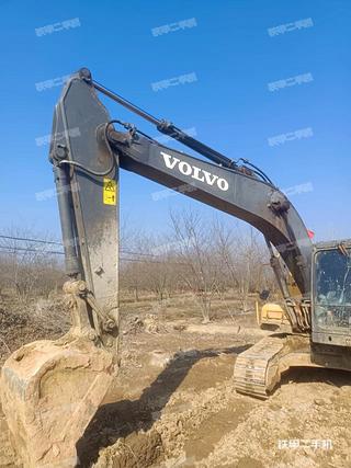 安徽-池州市二手沃尔沃EC200DAG挖掘机实拍照片