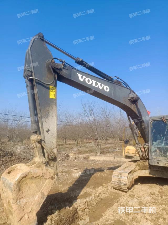 沃爾沃EC200DAG挖掘機