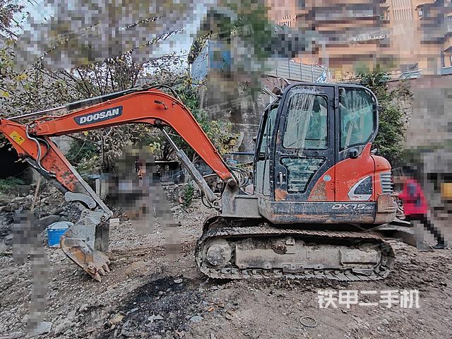 斗山DX55-9C挖掘機(jī)
