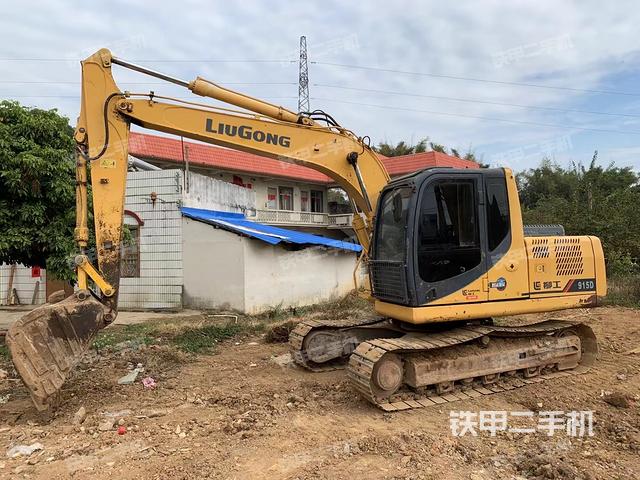 柳工CLG915D挖掘機(jī)