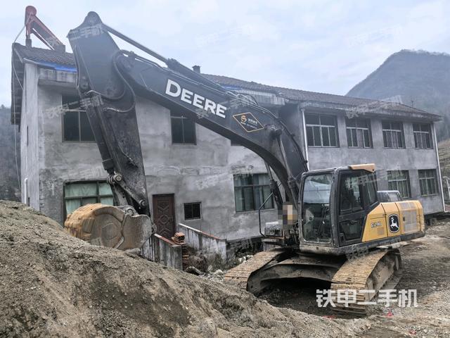 约翰迪尔E210LC挖掘机