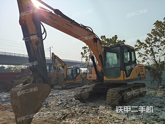 三一重工SY135C挖掘機(jī)