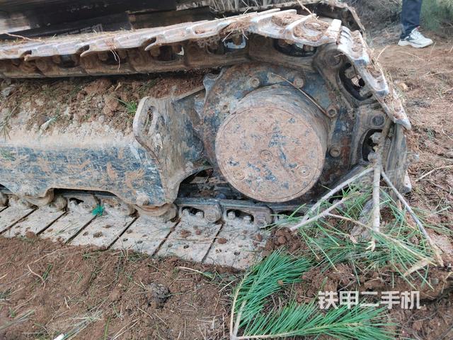 左驅(qū)動輪(行走機(jī)構(gòu)) 左驅(qū)動輪(行走機(jī)構(gòu))