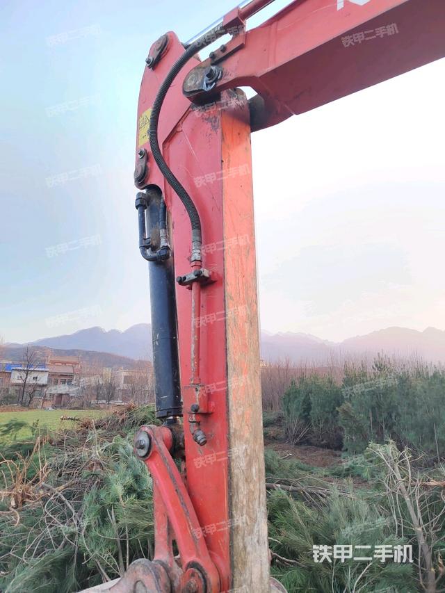 小臂整體右前(工作和回轉(zhuǎn)裝置) 小臂整體右前(工作和回轉(zhuǎn)裝置)