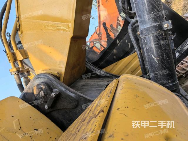 大臂根部?斜視（工作和回轉(zhuǎn)裝置）