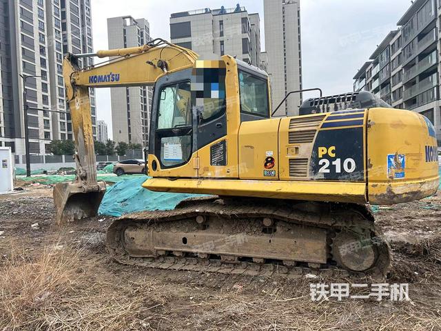 小松PC210-8挖掘機