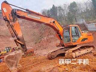 曲靖斗山DH220LC-9E挖掘机实拍图片
