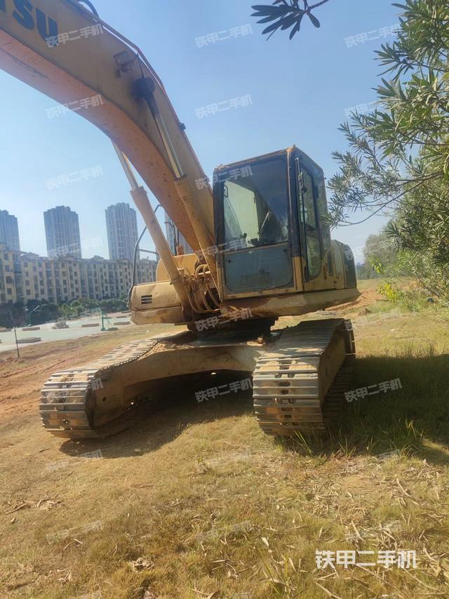 小松PC210LC-8M0挖掘機
