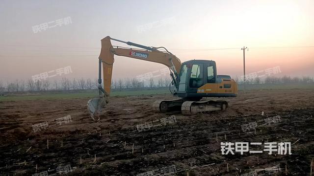 徐工XE135D挖掘机
