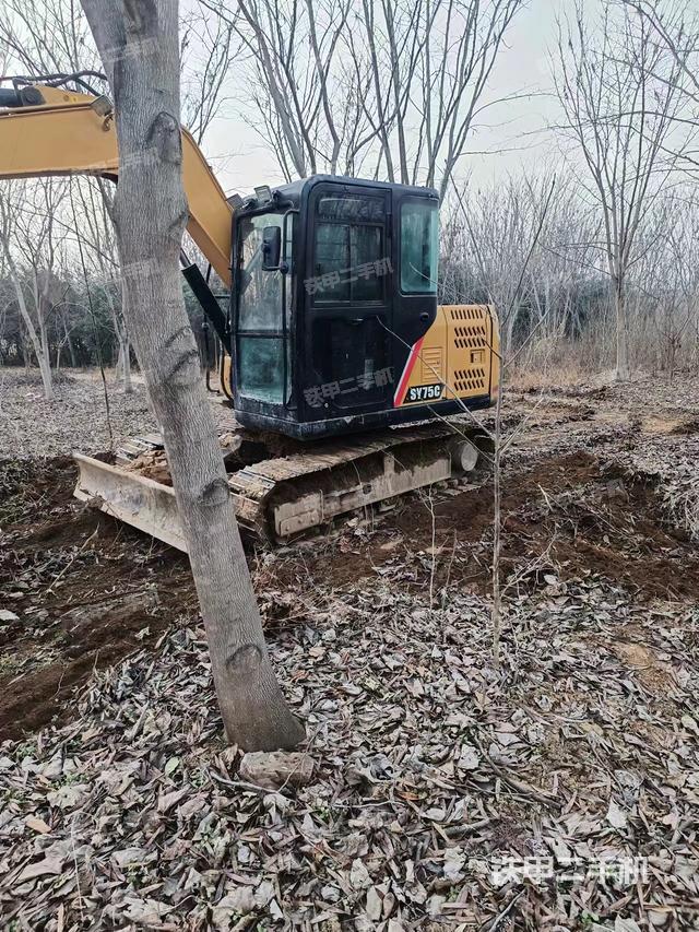 三一重工SY75C挖掘机
