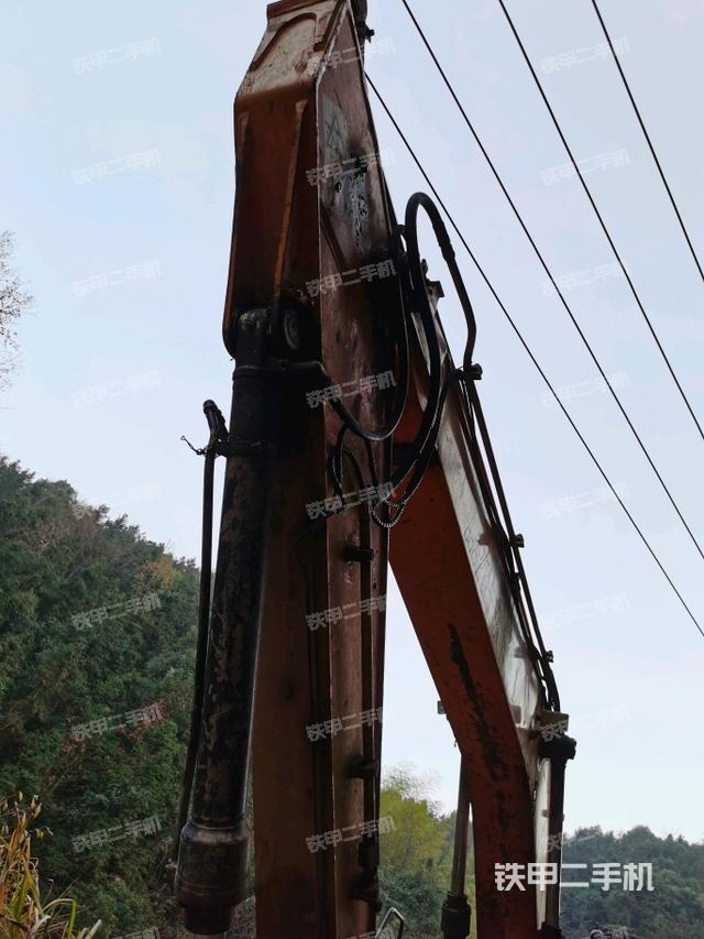 小臂整體右前(工作和回轉(zhuǎn)裝置) 小臂整體右前(工作和回轉(zhuǎn)裝置)