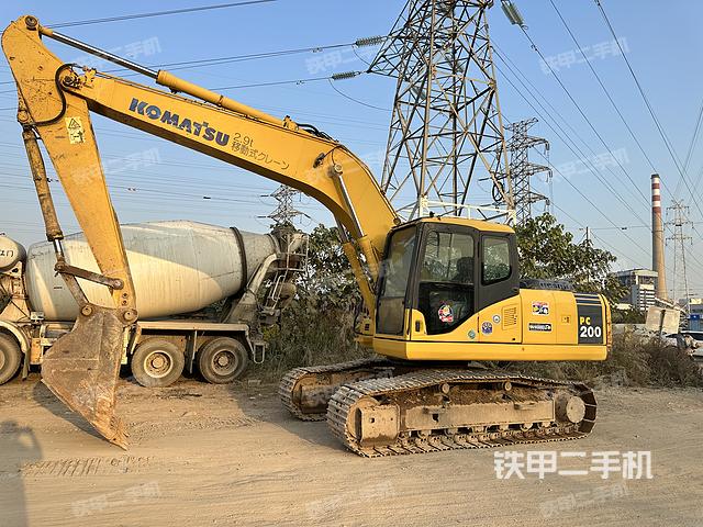 小松PC200-7挖掘机