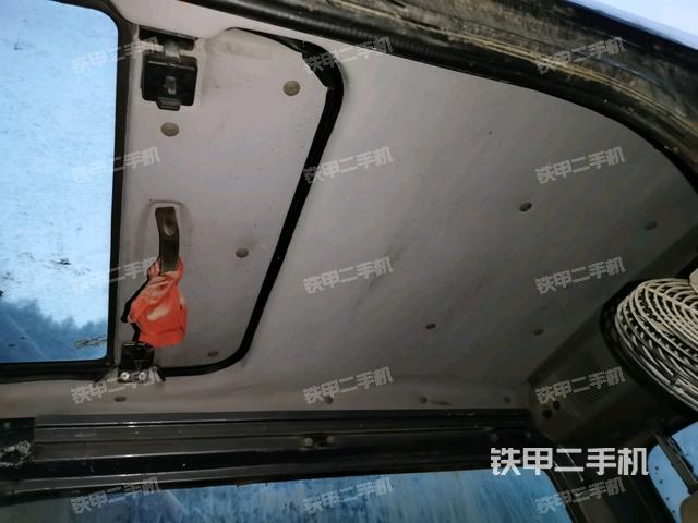頂棚整體(駕駛室部分) 頂棚整體(駕駛室部分)