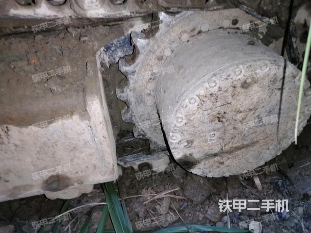 左驅(qū)動(dòng)輪(行走機(jī)構(gòu)) 左驅(qū)動(dòng)輪(行走機(jī)構(gòu))