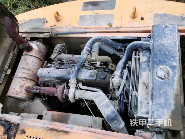 發(fā)動(dòng)機(jī)室(上車(chē)部件) 發(fā)動(dòng)機(jī)室(上車(chē)部件)