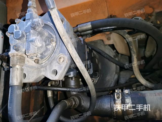 液壓泵斜45?左(大件艙室) 液壓泵斜45?左(大件艙室)