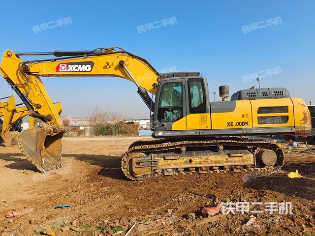 徐工XE370DK挖掘机