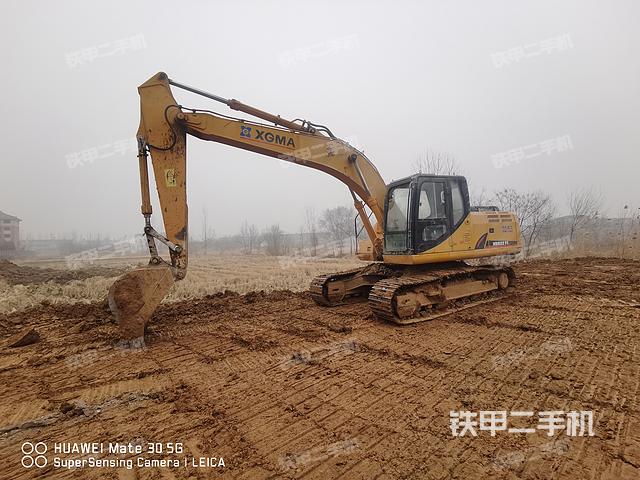 厦工XG822FL挖掘机