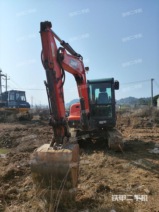 斗山DX55-9C挖掘机