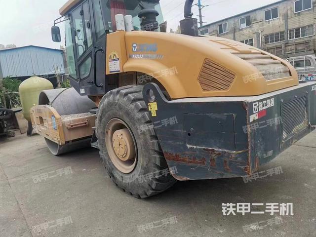 徐工XS263J压路机