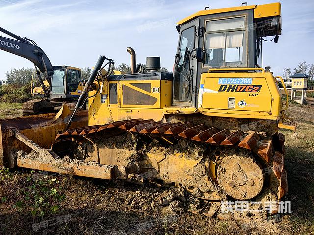 山推DH17C2推土機