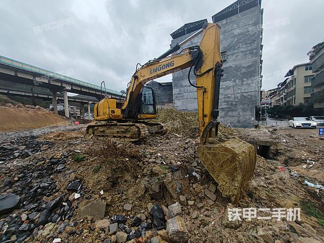 柳工CLG915E挖掘机