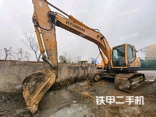 南京现代R215-9挖掘机实拍图片