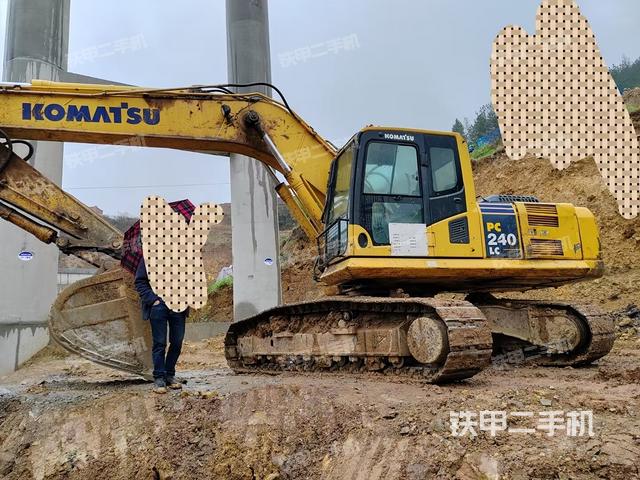 小松PC240LC-8M0挖掘機