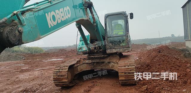 神鋼SK350LC-10挖掘機(jī)
