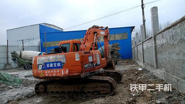 整機右后45°（整機外觀）