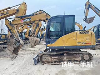 河南-郑州市二手徐工XE75DA挖掘机实拍照片