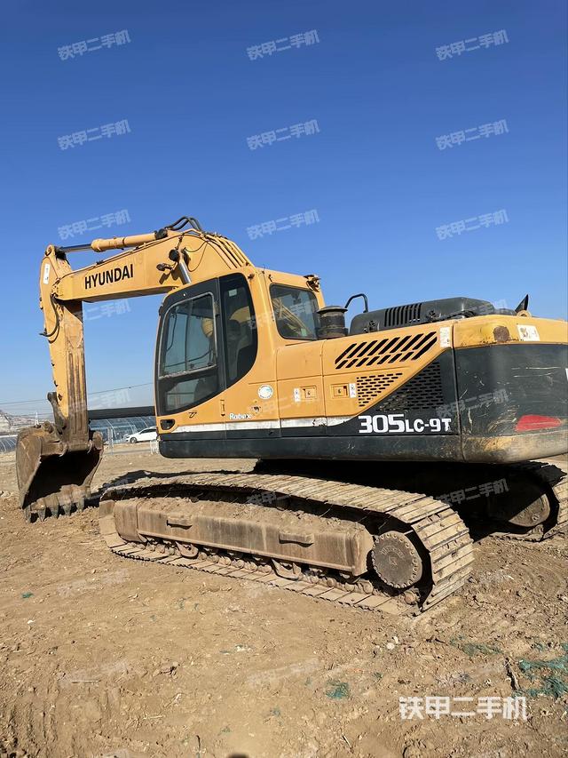 现代R275LC-9T挖掘机