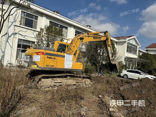 整機右后45°（整機外觀）