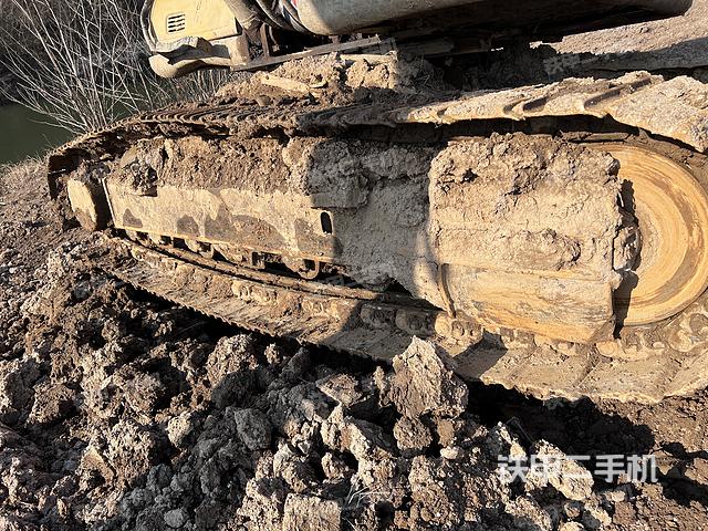 單側履帶整體（整機外觀）