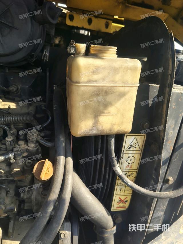 發(fā)動機(jī)室(上車部件) 發(fā)動機(jī)室(上車部件)