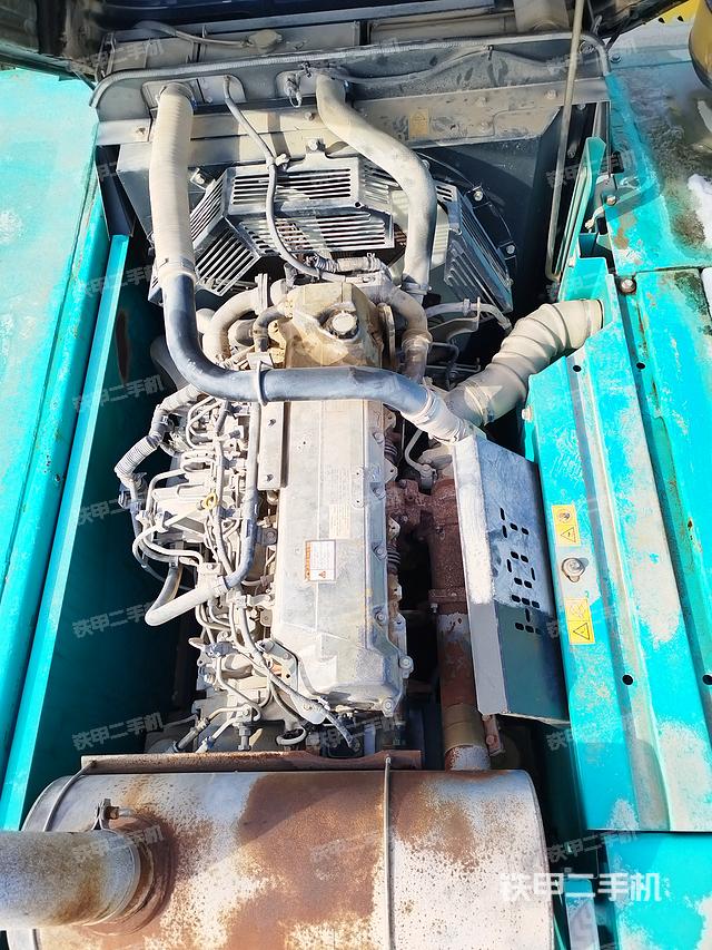 發(fā)動(dòng)機(jī)整體俯視（整機(jī)外觀）