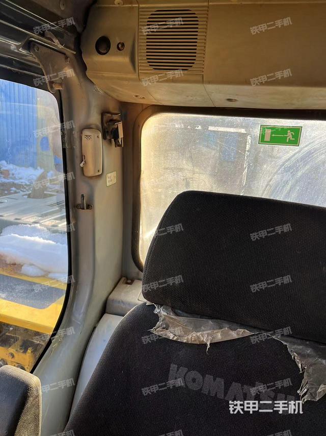 駕駛室整體（整機(jī)外觀）