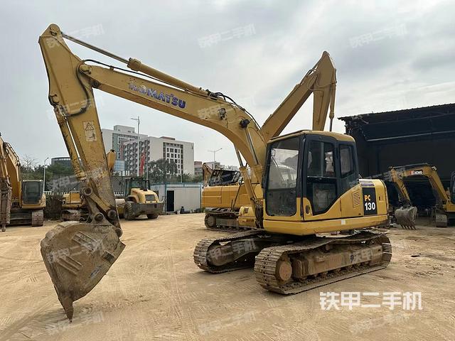 小松PC130-7挖掘机