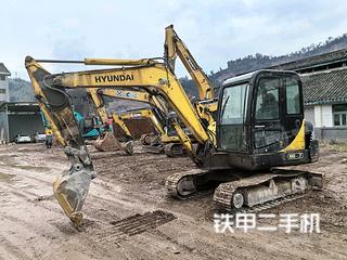 青岛现代R55-7挖掘机实拍图片