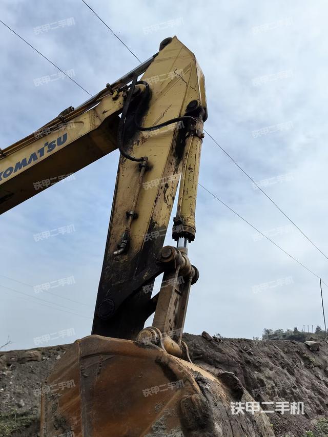 小臂整體右前（工作和回轉(zhuǎn)裝置）