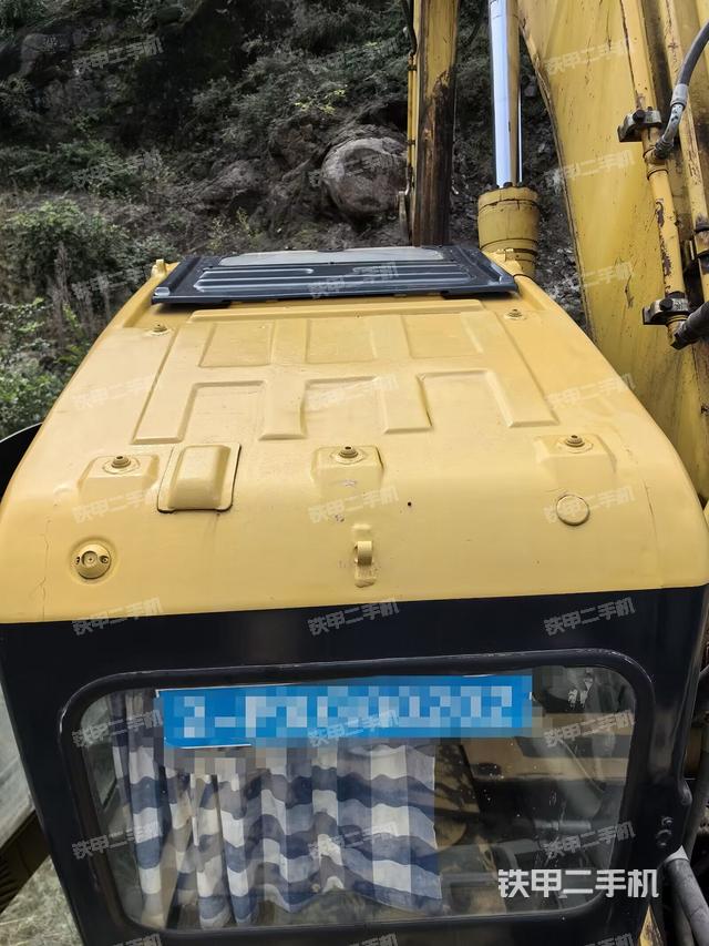 駕駛室頂部俯視（上車部件）