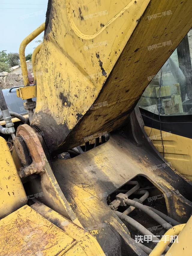 大臂根部?斜視（工作和回轉(zhuǎn)裝置）