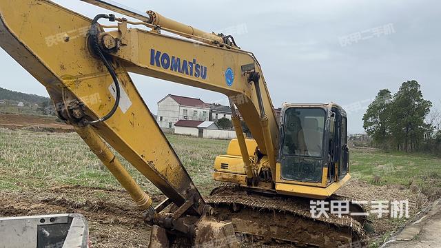 小松PC200-8挖掘机