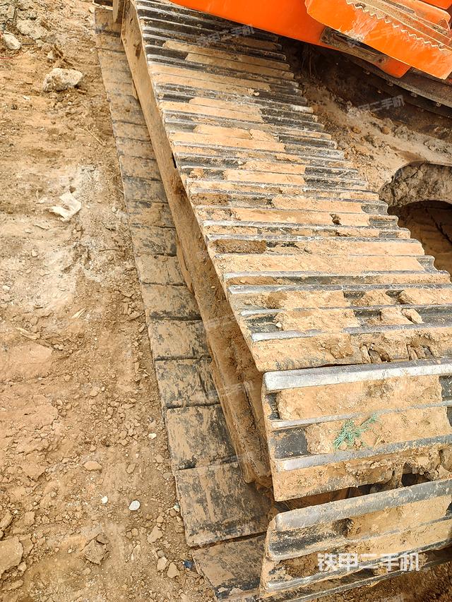 单侧履带整体（整机外观）