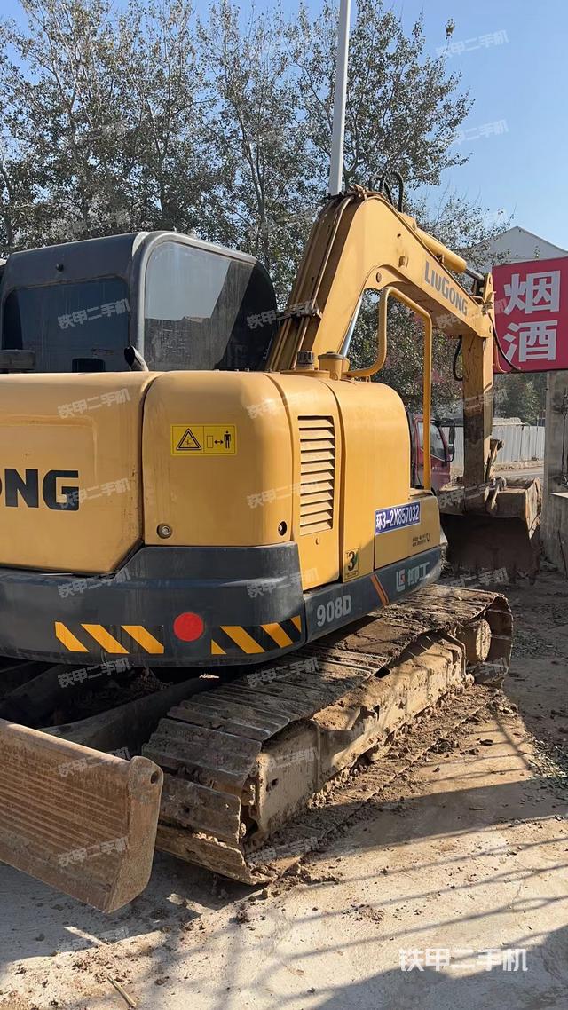 整机右后45°（整机外观）